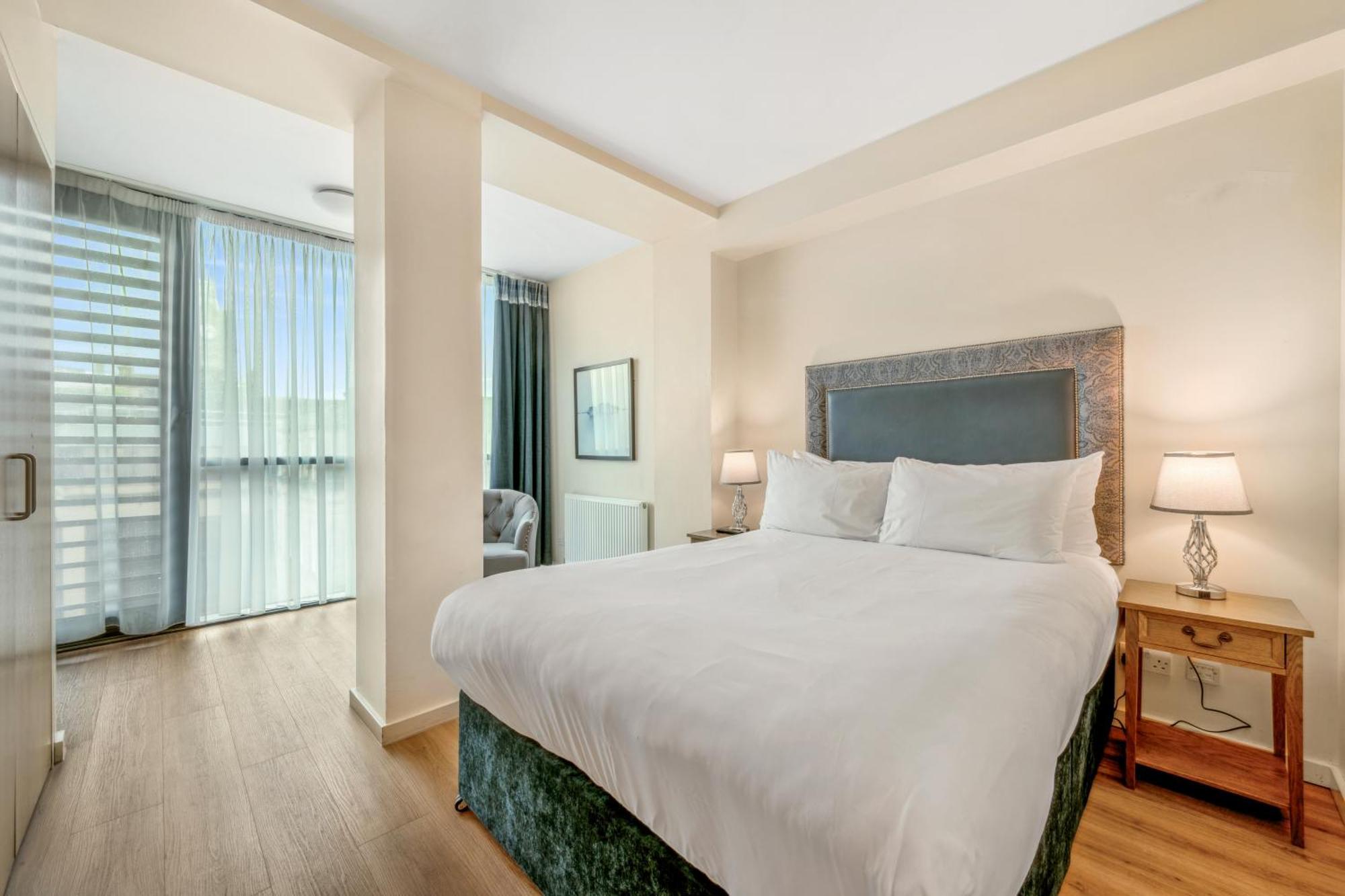 ปริ้นซ์ สตรีท สวีทส์ Aparthotel เอดินบะระ ภายนอก รูปภาพ