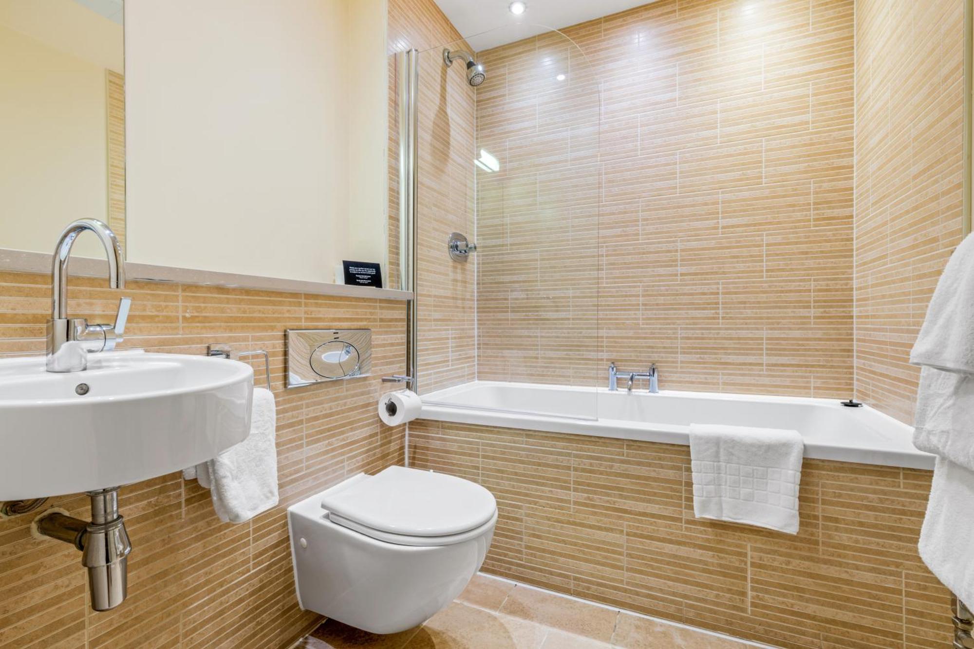 ปริ้นซ์ สตรีท สวีทส์ Aparthotel เอดินบะระ ภายนอก รูปภาพ